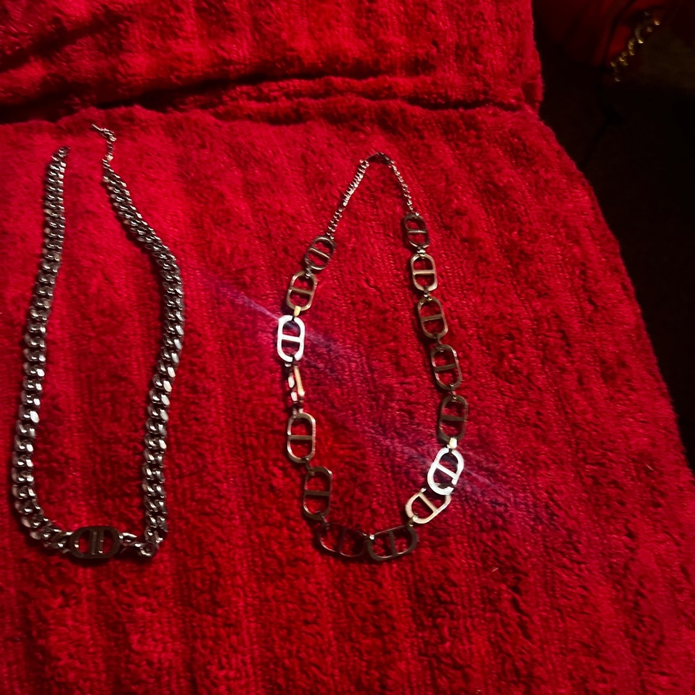 I have 2 stainless steel, tarnish free, new w/o tags Trinidad chains.